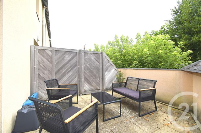 Appartement Duplex à louer - 3 pièces - 78.03 m2 - LAVAL - 53 - PAYS-DE-LOIRE - Century 21 Dréano Immobilier