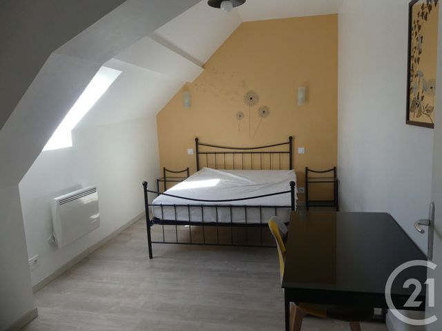 maison à louer - 5 pièces - 115.61 m2 - MONTJEAN - 53 - PAYS-DE-LOIRE - Century 21 Dréano Immobilier