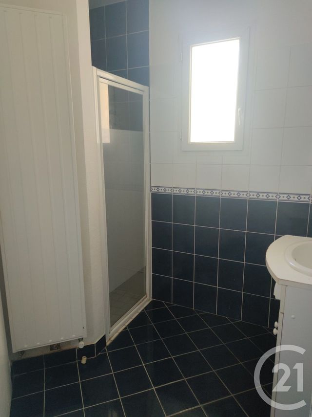 maison à louer - 5 pièces - 126.77 m2 - BONCHAMP LES LAVAL - 53 - PAYS-DE-LOIRE - Century 21 Dréano Immobilier