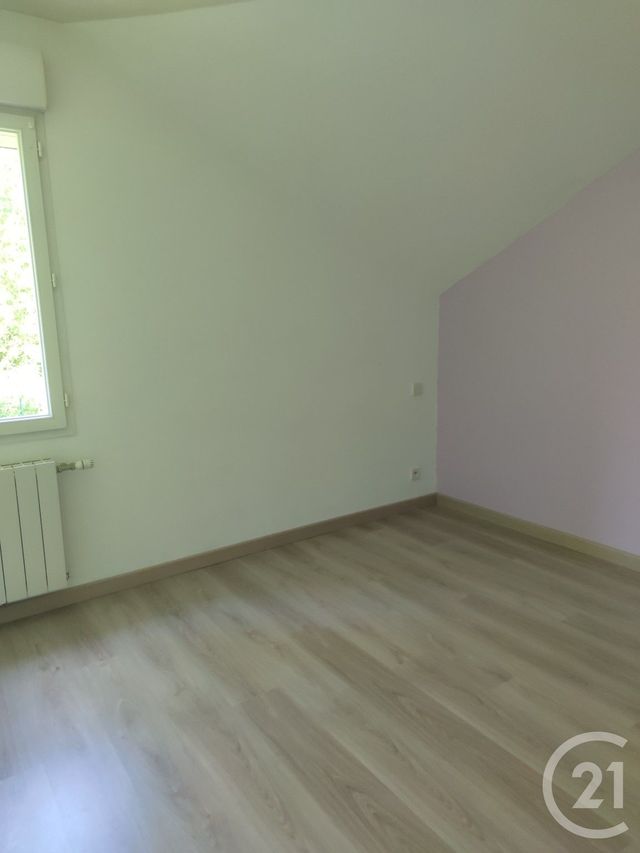 maison à louer - 5 pièces - 126.77 m2 - BONCHAMP LES LAVAL - 53 - PAYS-DE-LOIRE - Century 21 Dréano Immobilier