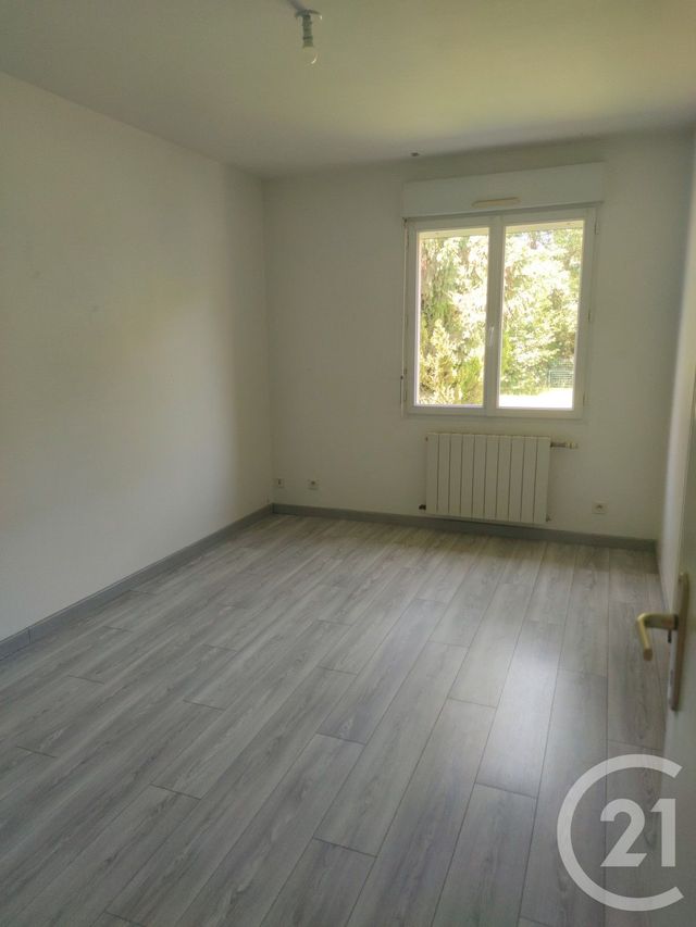 maison à louer - 5 pièces - 126.77 m2 - BONCHAMP LES LAVAL - 53 - PAYS-DE-LOIRE - Century 21 Dréano Immobilier