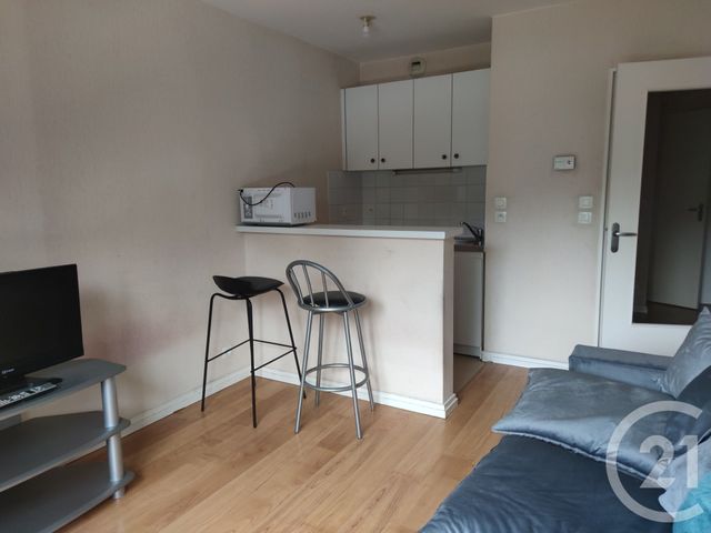 Appartement Studio à louer - 1 pièce - 21.33 m2 - LAVAL - 53 - PAYS-DE-LOIRE - Century 21 Dréano Immobilier