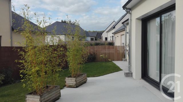 maison à louer - 4 pièces - 112.68 m2 - L HUISSERIE - 53 - PAYS-DE-LOIRE - Century 21 Dréano Immobilier
