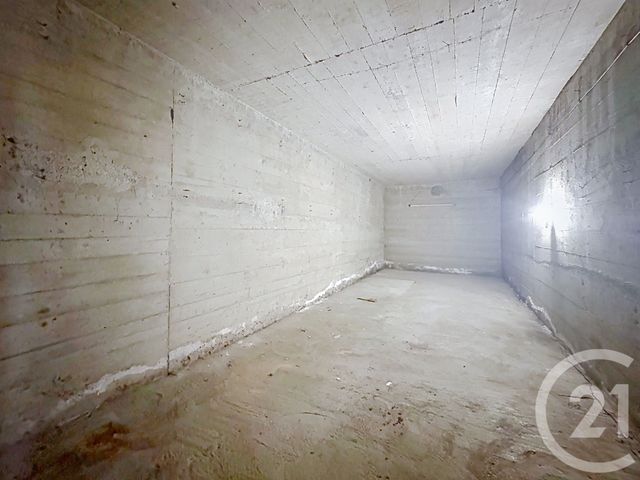 Appartement T4 à vendre - 5 pièces - 83.8 m2 - LAVAL - 53 - PAYS-DE-LOIRE - Century 21 Dréano Immobilier