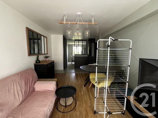 Appartement T3 à louer - 3 pièces - 62.56 m2 - LAVAL - 53 - PAYS-DE-LOIRE - Century 21 Dréano Immobilier