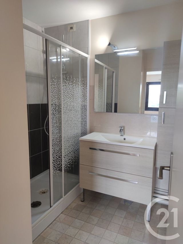 Appartement T2 à louer - 2 pièces - 45.52 m2 - LAVAL - 53 - PAYS-DE-LOIRE - Century 21 Dréano Immobilier
