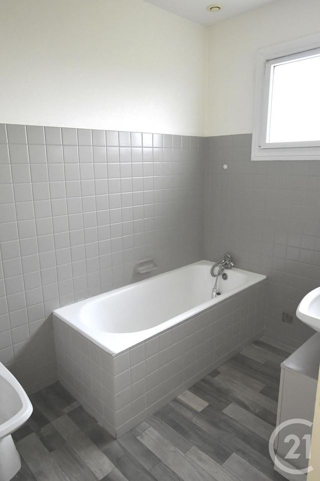 maison à louer - 3 pièces - 74.53 m2 - EVRON - 53 - PAYS-DE-LOIRE - Century 21 Dréano Immobilier