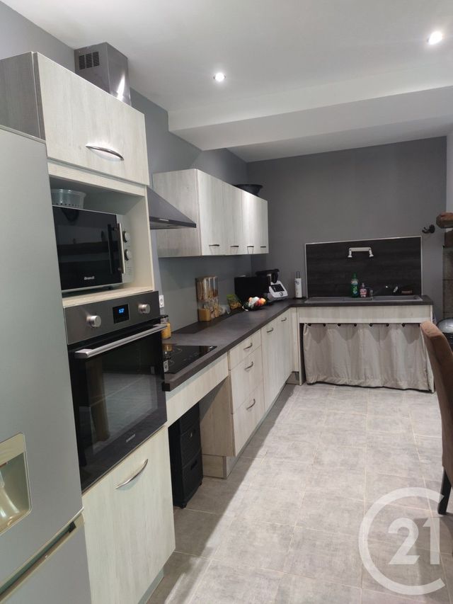 maison à louer - 4 pièces - 93.69 m2 - MONTJEAN - 53 - PAYS-DE-LOIRE - Century 21 Dréano Immobilier