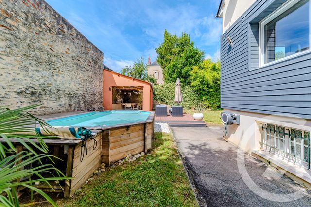 maison à louer - 6 pièces - 165.0 m2 - LAVAL - 53 - PAYS-DE-LOIRE - Century 21 Dréano Immobilier