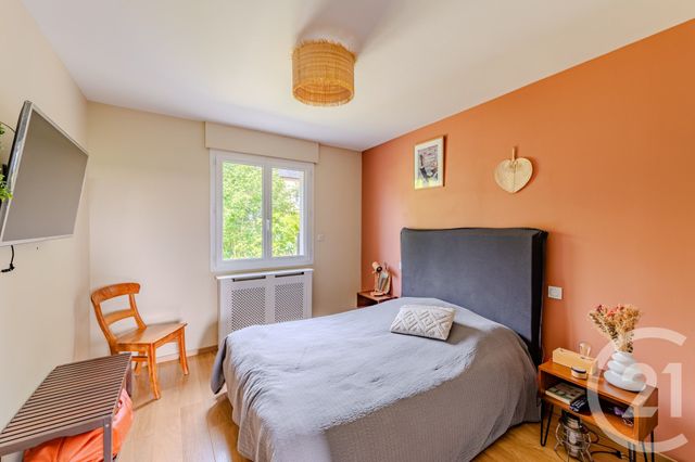 maison à louer - 6 pièces - 165.0 m2 - LAVAL - 53 - PAYS-DE-LOIRE - Century 21 Dréano Immobilier