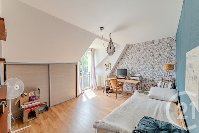 maison à louer - 6 pièces - 165.0 m2 - LAVAL - 53 - PAYS-DE-LOIRE - Century 21 Dréano Immobilier
