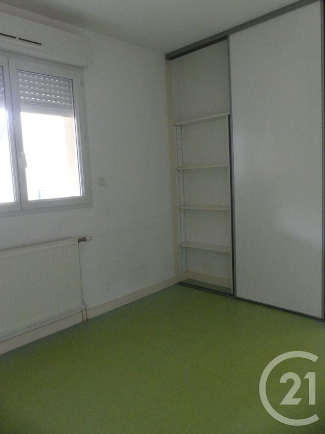 Appartement T2 à louer - 2 pièces - 40.06 m2 - CHANGE - 53 - PAYS-DE-LOIRE - Century 21 Dréano Immobilier