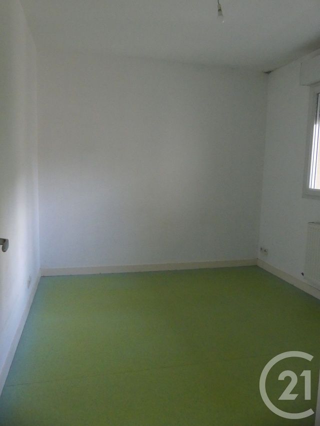 Appartement T2 à louer - 2 pièces - 40.06 m2 - CHANGE - 53 - PAYS-DE-LOIRE - Century 21 Dréano Immobilier