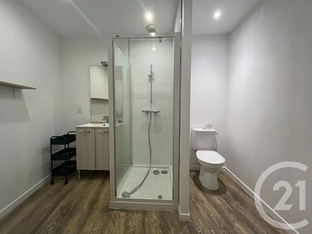 Appartement T2 à louer - 2 pièces - 32.29 m2 - LAVAL - 53 - PAYS-DE-LOIRE - Century 21 Dréano Immobilier