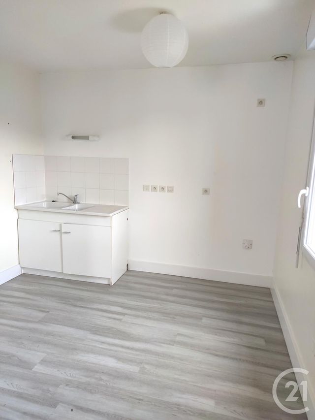 maison à louer - 4 pièces - 69.23 m2 - EVRON - 53 - PAYS-DE-LOIRE - Century 21 Dréano Immobilier