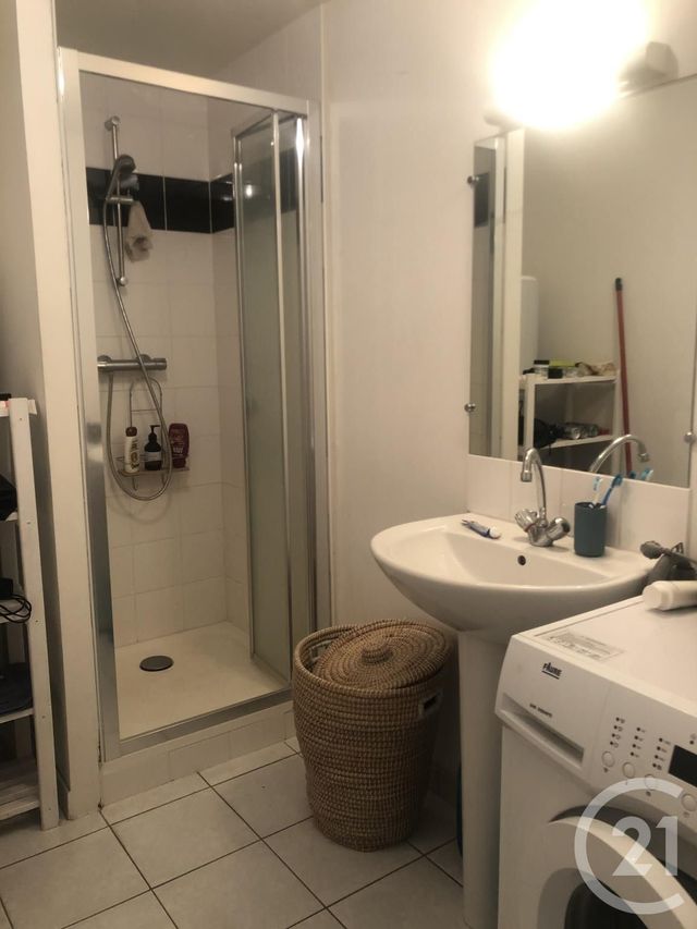 Appartement T2 à louer - 2 pièces - 40.88 m2 - LAVAL - 53 - PAYS-DE-LOIRE - Century 21 Dréano Immobilier