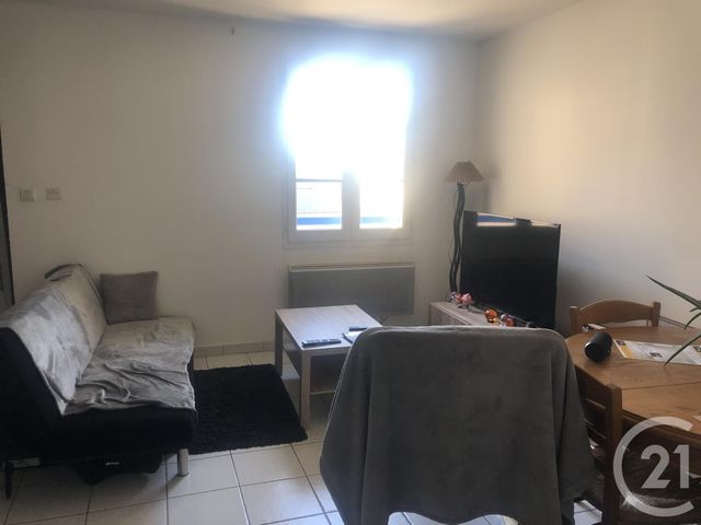 Appartement T2 à louer - 2 pièces - 40.88 m2 - LAVAL - 53 - PAYS-DE-LOIRE - Century 21 Dréano Immobilier