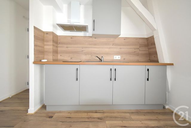 Appartement F2 à louer - 2 pièces - 35.71 m2 - ST BERTHEVIN - 53 - PAYS-DE-LOIRE - Century 21 Dréano Immobilier