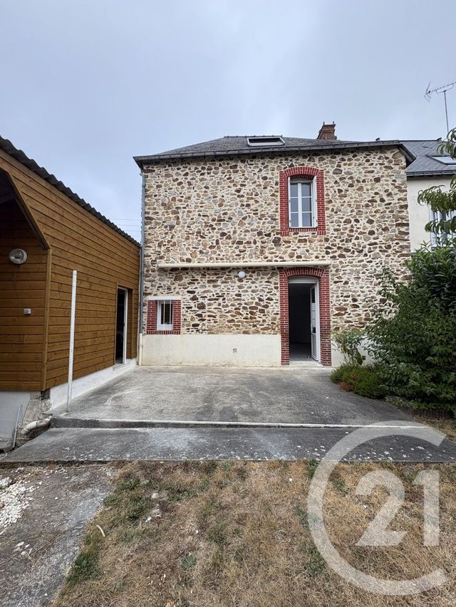 maison à louer - 4 pièces - 90.0 m2 - MONTJEAN - 53 - PAYS-DE-LOIRE - Century 21 Dréano Immobilier