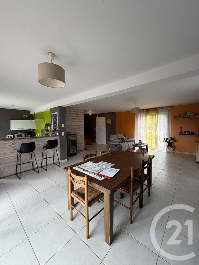 maison à louer - 5 pièces - 120.36 m2 - CHATEAU GONTIER - 53 - PAYS-DE-LOIRE - Century 21 Dréano Immobilier