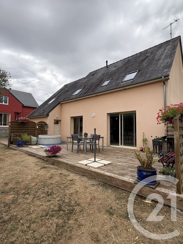 maison à louer - 5 pièces - 120.36 m2 - CHATEAU GONTIER - 53 - PAYS-DE-LOIRE - Century 21 Dréano Immobilier