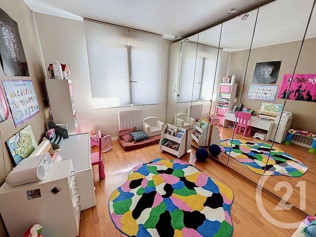maison à vendre - 8 pièces - 163.0 m2 - LAVAL - 53 - PAYS-DE-LOIRE - Century 21 Dréano Immobilier