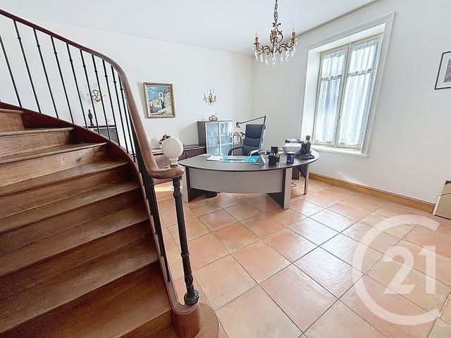 maison à vendre - 10 pièces - 330.0 m2 - LAVAL - 53 - PAYS-DE-LOIRE - Century 21 Dréano Immobilier