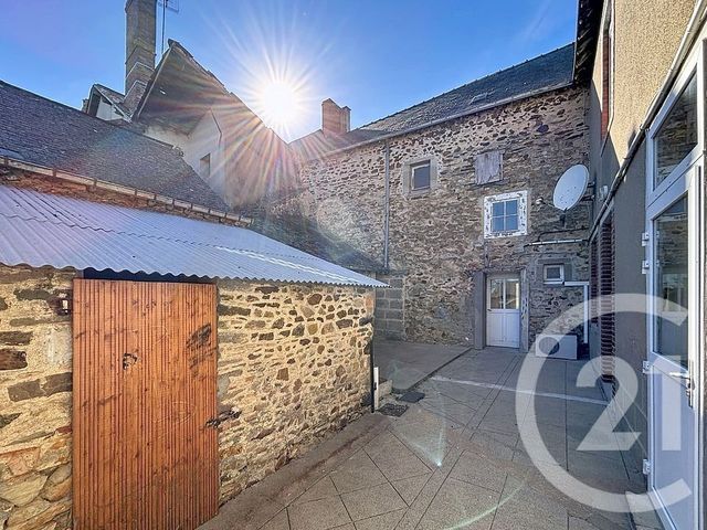 maison à vendre - 6 pièces - 208.0 m2 - VILLIERS CHARLEMAGNE - 53 - PAYS-DE-LOIRE - Century 21 Dréano Immobilier