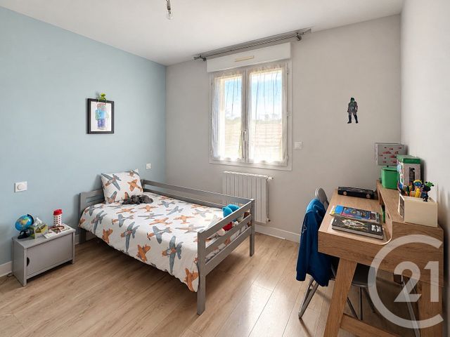 maison à vendre - 7 pièces - 132.0 m2 - ST OUEN DES TOITS - 53 - PAYS-DE-LOIRE - Century 21 Dréano Immobilier