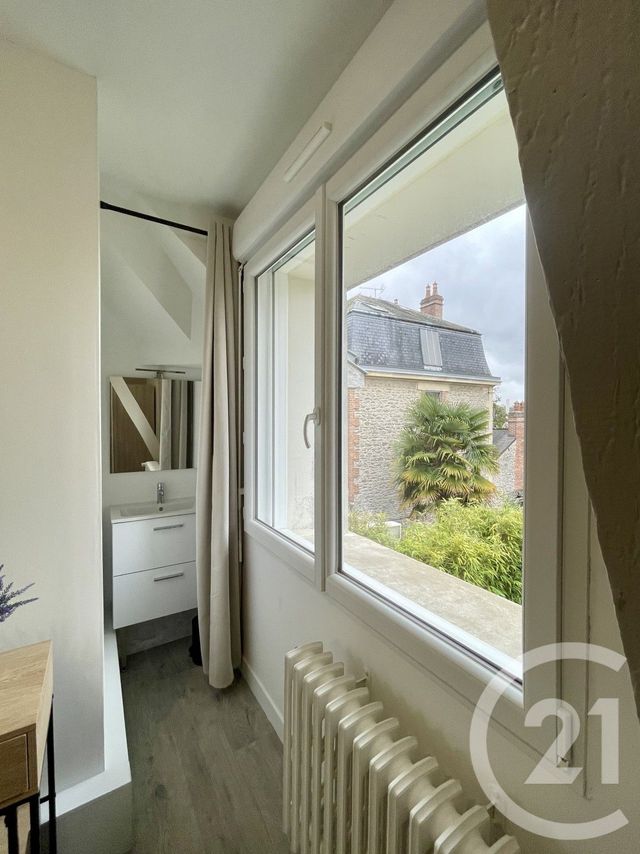 Appartement F2 à louer - 2 pièces - 36.24 m2 - LAVAL - 53 - PAYS-DE-LOIRE - Century 21 Dréano Immobilier