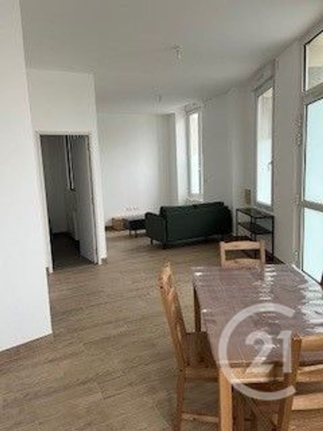Appartement F2 à louer - 2 pièces - 42.17 m2 - COSSE LE VIVIEN - 53 - PAYS-DE-LOIRE - Century 21 Dréano Immobilier