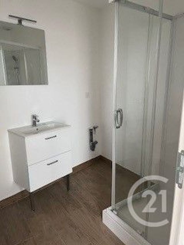 Appartement F2 à louer - 2 pièces - 42.17 m2 - COSSE LE VIVIEN - 53 - PAYS-DE-LOIRE - Century 21 Dréano Immobilier