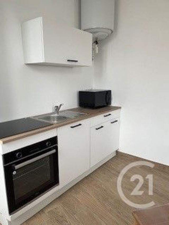 Appartement F2 à louer - 2 pièces - 42.17 m2 - COSSE LE VIVIEN - 53 - PAYS-DE-LOIRE - Century 21 Dréano Immobilier