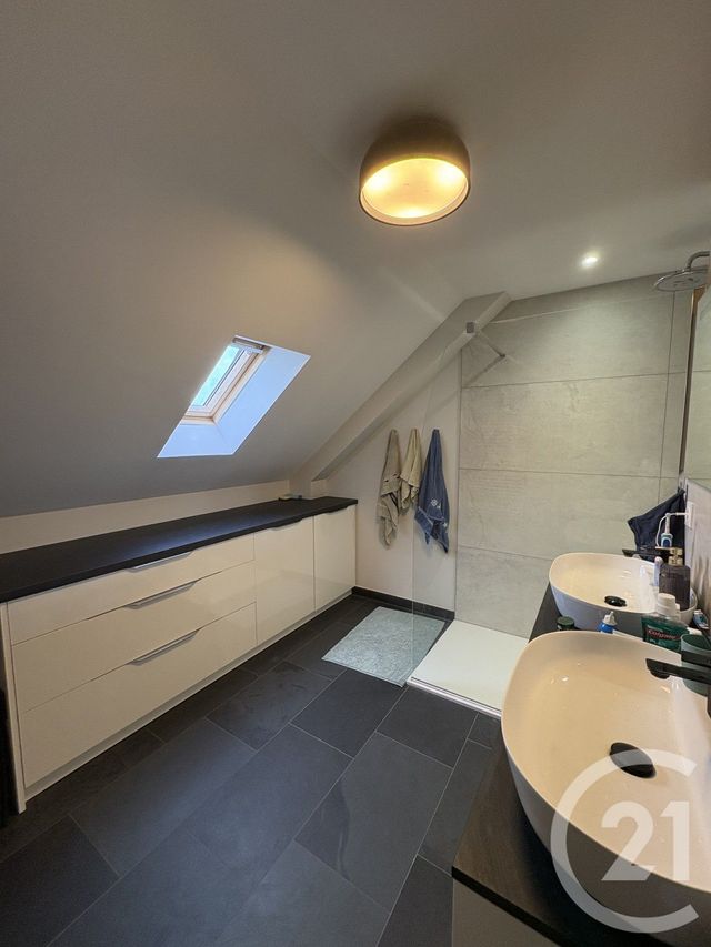 maison à louer - 5 pièces - 102.87 m2 - LAVAL - 53 - PAYS-DE-LOIRE - Century 21 Dréano Immobilier