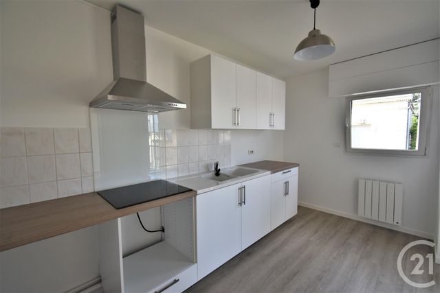 Appartement F3 à louer - 3 pièces - 64.99 m2 - LAVAL - 53 - PAYS-DE-LOIRE - Century 21 Dréano Immobilier