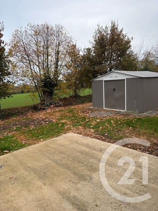 maison à louer - 4 pièces - 88.0 m2 - ST CYR LE GRAVELAIS - 53 - PAYS-DE-LOIRE - Century 21 Dréano Immobilier