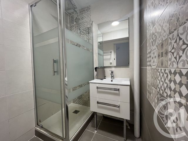 Appartement Chambre à louer - 4 pièces - 63.97 m2 - LAVAL - 53 - PAYS-DE-LOIRE - Century 21 Dréano Immobilier