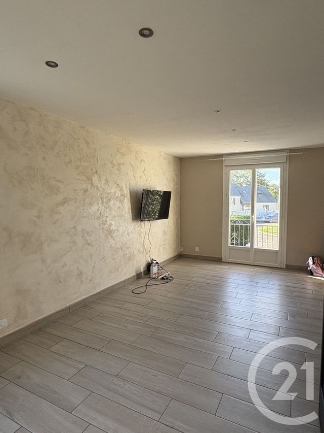 maison à louer - 4 pièces - 79.74 m2 - ARQUENAY - 53 - PAYS-DE-LOIRE - Century 21 Dréano Immobilier
