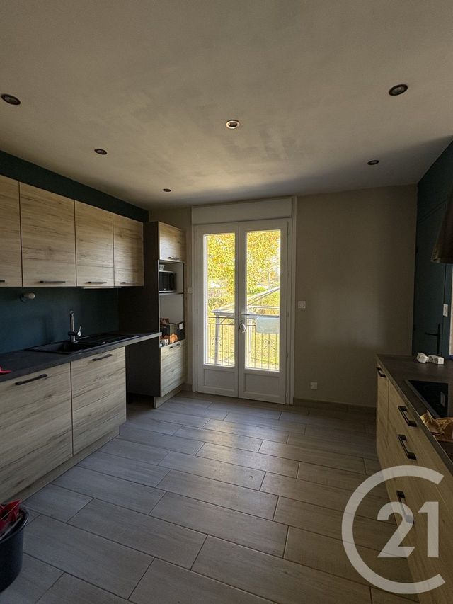 maison à louer - 4 pièces - 79.74 m2 - ARQUENAY - 53 - PAYS-DE-LOIRE - Century 21 Dréano Immobilier