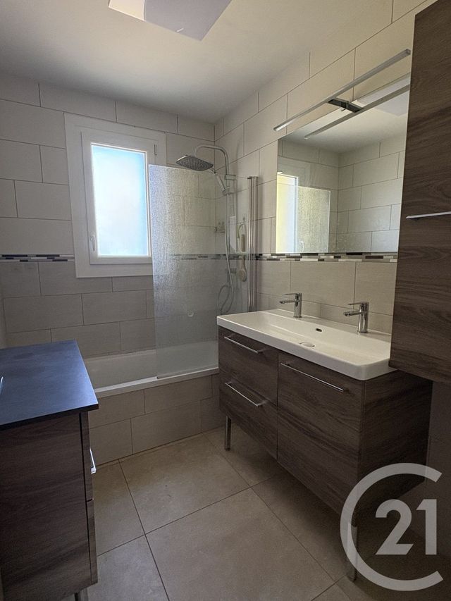 maison à louer - 4 pièces - 79.74 m2 - ARQUENAY - 53 - PAYS-DE-LOIRE - Century 21 Dréano Immobilier
