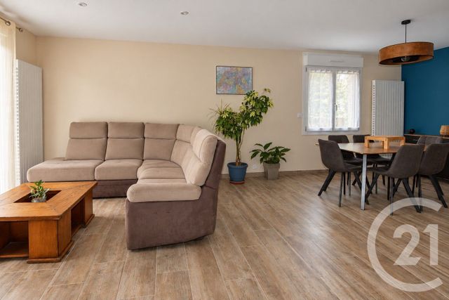 maison à vendre - 5 pièces - 110.0 m2 - BONCHAMP LES LAVAL - 53 - PAYS-DE-LOIRE - Century 21 Dréano Immobilier