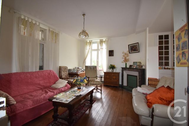 Afficher la photo en grand maison à vendre - 7 pièces - 132.0 m2 - LA BAZOUGE DES ALLEUX - 53 - PAYS-DE-LOIRE - Century 21 Dréano Immobilier