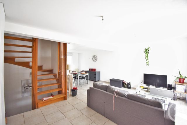 Afficher la photo en grand maison à vendre - 5 pièces - 88.5 m2 - CHATEAU GONTIER - 53 - PAYS-DE-LOIRE - Century 21 Dréano Immobilier