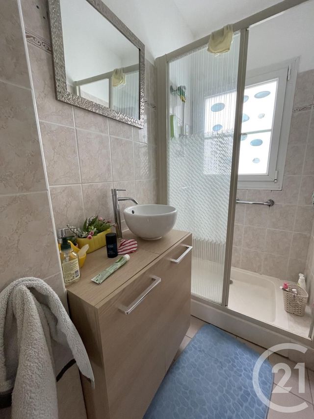 maison à vendre - 4 pièces - 66.0 m2 - LAVAL - 53 - PAYS-DE-LOIRE - Century 21 Dréano Immobilier maison à vendre - 4 pièces - 66.0 m2 - LAVAL - 53 - PAYS-DE-LOIRE - Century 21 Dréano Immobilier