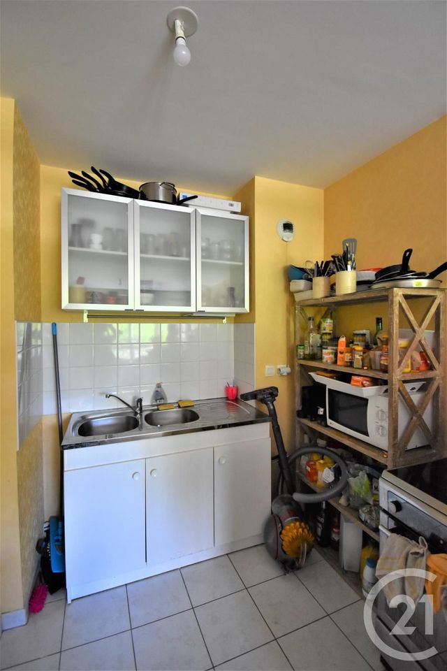 Appartement F2 à louer - 2 pièces - 46.21 m2 - LAVAL - 53 - PAYS-DE-LOIRE - Century 21 Dréano Immobilier Appartement F2 à louer - 2 pièces - 46.21 m2 - LAVAL - 53 - PAYS-DE-LOIRE - Century 21 Dréano Immobilier