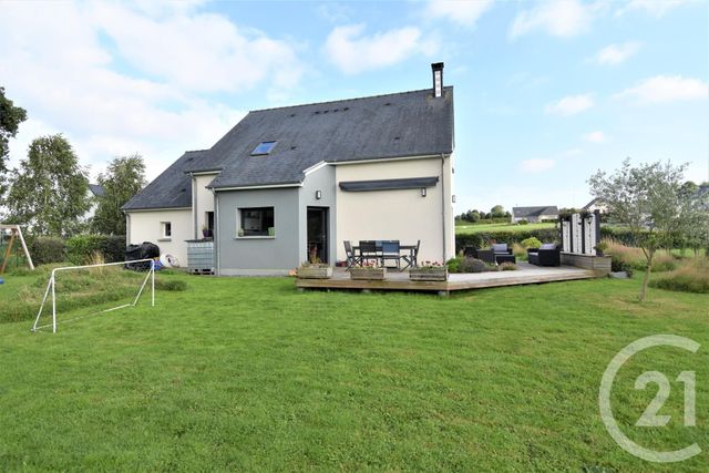 Afficher la photo en grand maison à vendre - 6 pièces - 143.04 m2 - VAIGES - 53 - PAYS-DE-LOIRE - Century 21 Dréano Immobilier