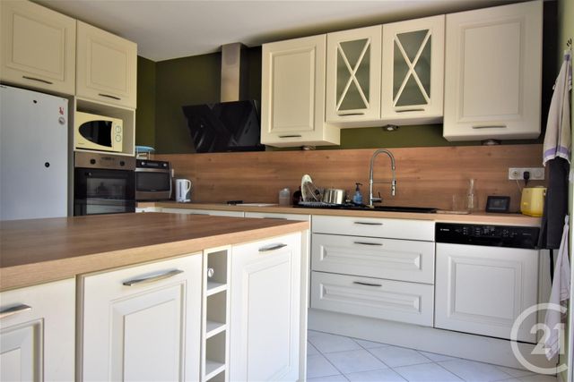 maison à vendre - 7 pièces - 163.17 m2 - ST HILAIRE DU MAINE - 53 - PAYS-DE-LOIRE - Century 21 Dréano Immobilier maison à vendre - 7 pièces - 163.17 m2 - ST HILAIRE DU MAINE - 53 - PAYS-DE-LOIRE - Century 21 Dréano Immobilier