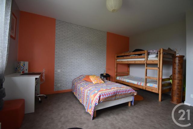 Afficher la photo en grand maison à vendre - 9 pièces - 224.0 m2 - QUELAINES ST GAULT - 53 - PAYS-DE-LOIRE - Century 21 Dréano Immobilier