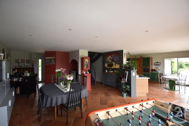 Afficher la photo en grand maison à vendre - 9 pièces - 224.0 m2 - QUELAINES ST GAULT - 53 - PAYS-DE-LOIRE - Century 21 Dréano Immobilier