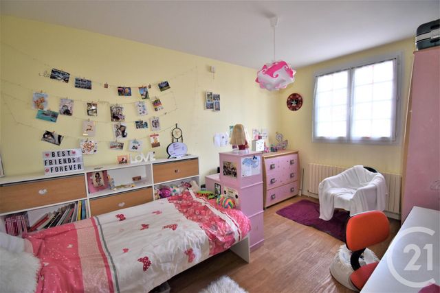 maison à louer - 4 pièces - 75.91 m2 - QUELAINES ST GAULT - 53 - PAYS-DE-LOIRE - Century 21 Dréano Immobilier maison à louer - 4 pièces - 75.91 m2 - QUELAINES ST GAULT - 53 - PAYS-DE-LOIRE - Century 21 Dréano Immobilier